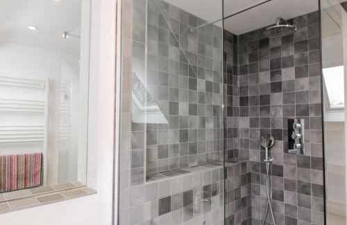 High Cogges Farm Holiday Cottages - Photo 30