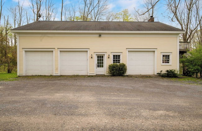 Secluded Estate w/ Guest House, Private Pond, Gym, & Movie Theater Sunny Pond - Foto 74