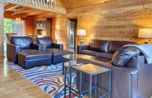 Adirondack Alpine Cabin with Hot Tub, Near Whiteface, Lake Placid, Game Rm, Fenced Yard, Views - Foto 7