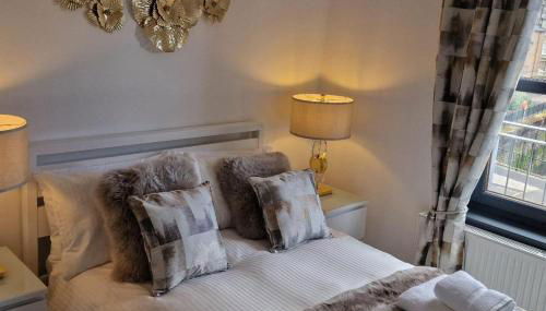 2 Bed-Sleeps 5-Parking-Sea View - Foto 3