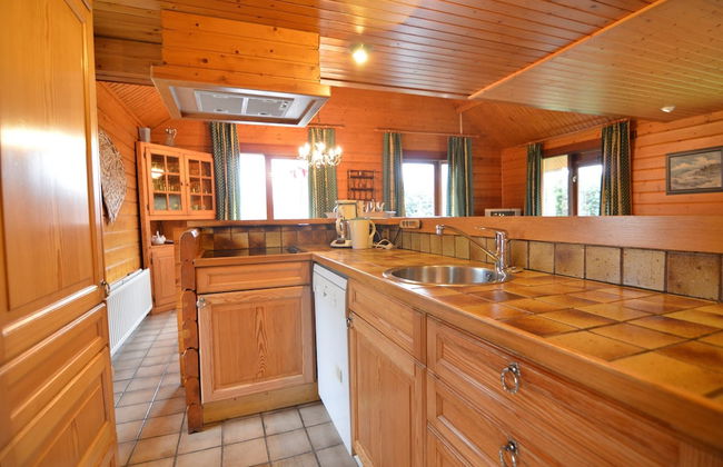 Scenic Chalet in Ovifat - Photo 11