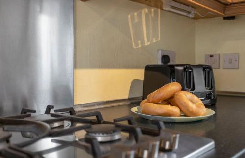 Greendale Splash Escape - No Commercial Sign written Vehicles,Fishing Nearby & Communal Swimming Pool Open April to September - Foto 25