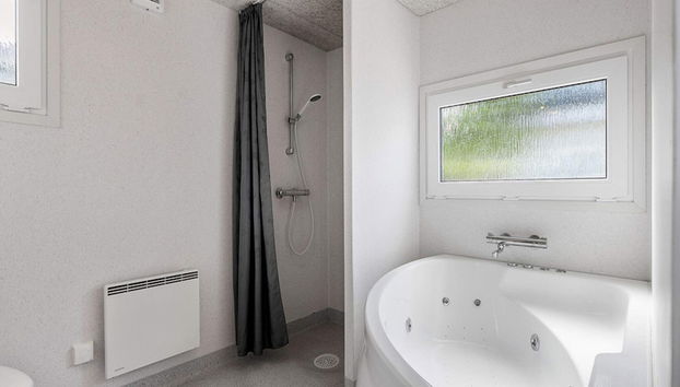 6 Person Holiday Park Home in Faaborg - Photo 5, Bathroom