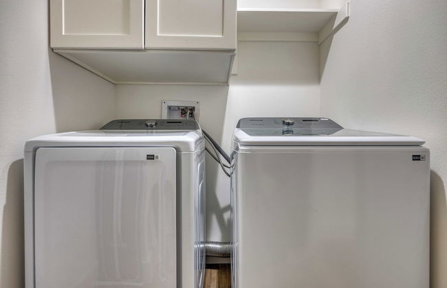 Pool, Hot Tub, Game Room, Fire Pit Luxe & Private 4bdr Maverick by Avantstay - Foto 37