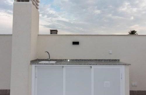 LUXURY 3 BED, 2 BATH DETACHED VILLA, PRIME LOCATION, ONLY 400 MTRS TO THE BEACH - Foto 44