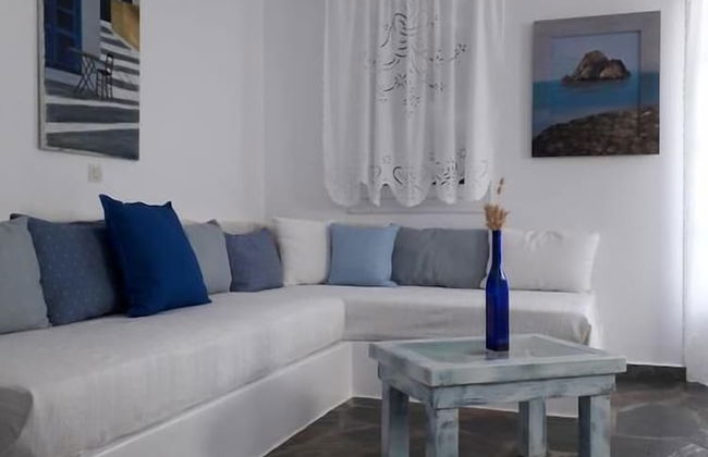 Nikoleta Kolympithres Paros - Photo 24