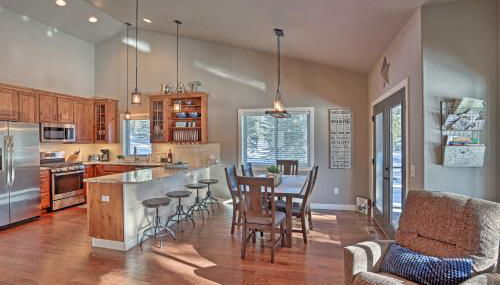 Lead Family Home with Hot Tub, 2 Mi to Deer Mountain - Foto 5