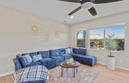Sunset Crest - Home with stunning views, Pool, BBQ - Foto 43