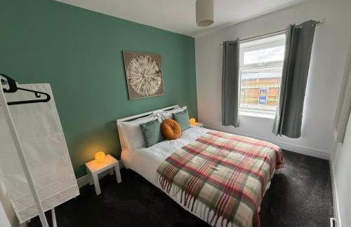 Duke's Retreat - 4 BR Sleeps 8 Ideal 4 Contractors - Foto 7