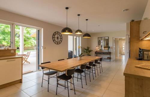 Gîte moderne et lumineux à Gy avec grand salon, jardin et jeux pour enfants - FR-1-583-457 - Foto 7