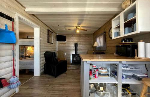 Portage Lakeside Cabins in Portage Lake, ME - Foto 3