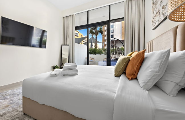 WelHome - Your Dubai Getaway: Cozy Studio at Azizi Rivera 4 - Photo 7