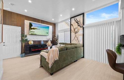 Entire Private Home with 3 Bedrooms 2 Bathrooms, with Garage, Gated Yard, King Bed House, Available Now - Foto 22