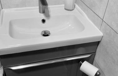 The Lake House, Woking - Photo 43