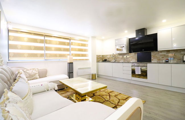 Queen Stay Apartments - Foto 20