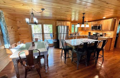 80PVR Log Home 20min to Bretton Woods AC Hot Tub wifi cable fireplace fire pit - Foto 12