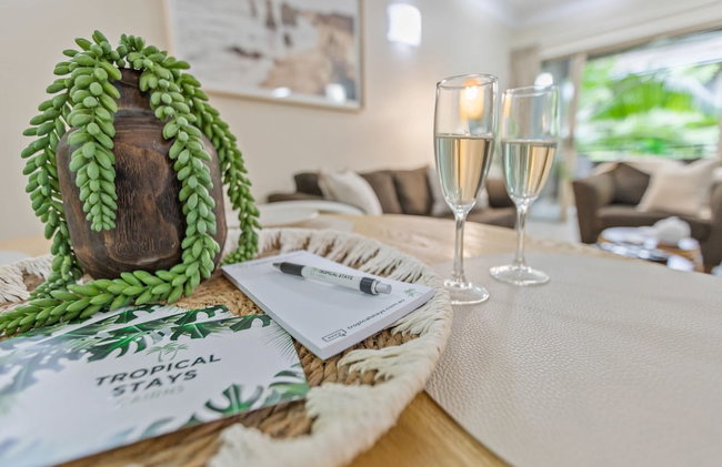 Lux Resort - 9 Pools Gym Free Parking - Foto 16