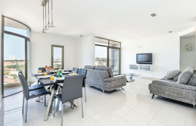 Herzliya Seaside Charming Home by Sea N' Rent - Foto 11