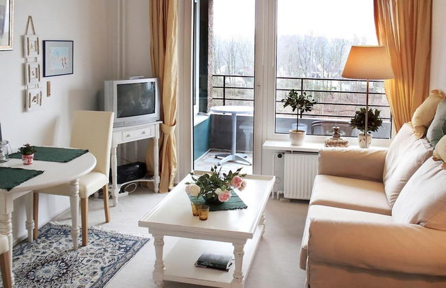 Sea View Apartment in Glücksburg with Balcony near Sea Beach - Photo 1