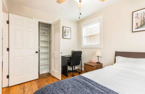 Gorgeous Home 10 min to DC by CozySuites - Foto 7