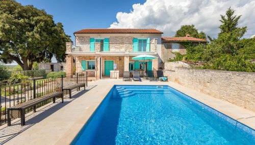 Lovely House Kristina with a pool - Foto 3