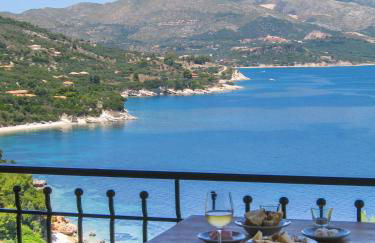 Villas Cavo Marathia - Photo 22