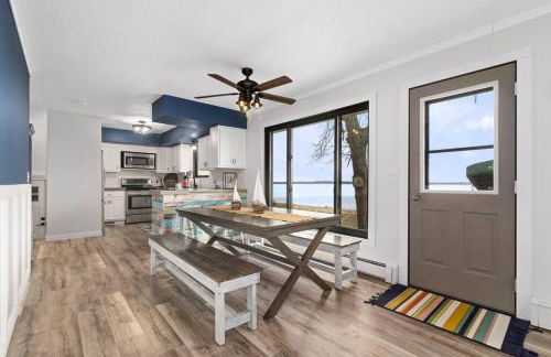 Life Is Good Lodge lakefront with sandy beach - Foto 24