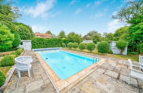 House & Annexe Sleeps 18 Heated Pool - Photo 41