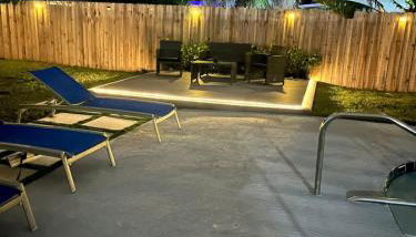 Kid-friendly Home w Pool & BBQ - Photo 4, sunbed