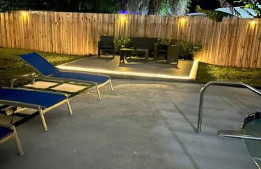 Kid-friendly Home w Pool & BBQ - Photo 4