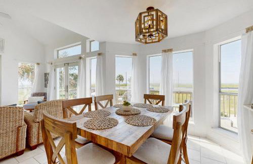 Salty Tides & Sunset Vibes - Foto 9