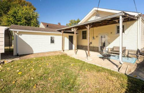 Charming Modern Farmhouse Retreat - Foto 31