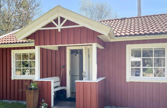 4 Star Holiday Home in Hacksvik - Foto 1