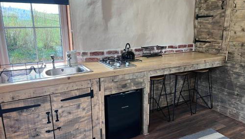 Willow Straw Bale Cabin - Foto 4