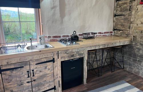 Willow Straw Bale Cabin - Foto 4