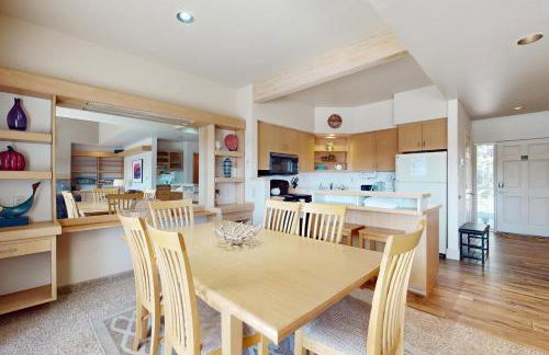 Hawk's Landing - Foto 43