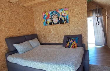 Monkey Tiny Barnhouse with amazing views at ZevariClub! - Foto 48