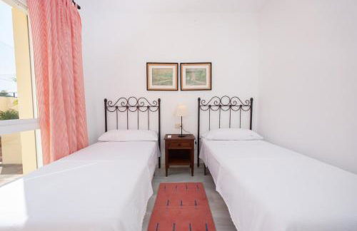 Las Palmeras Beach with Community Pool - Foto 16