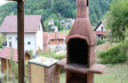 Tradicionalna zagorska drvena kuća Stara murva - Foto 14