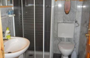 Komfortables-Ferienblockhaus-Nr-27-56-qm-bis-4-Personen-Viechtach-Jaegerpark - Foto 4