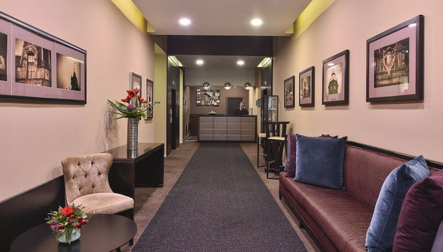 Mostrador de check-in y check-out