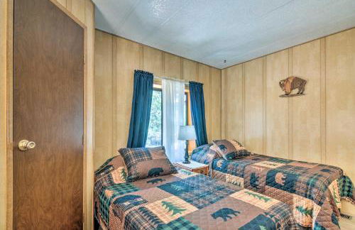 Hatch Retreat with Deck, Grill and Creek Access! - Photo 27