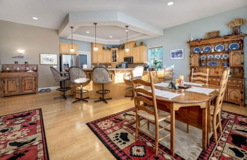 Cozy foothills home - Photo 27