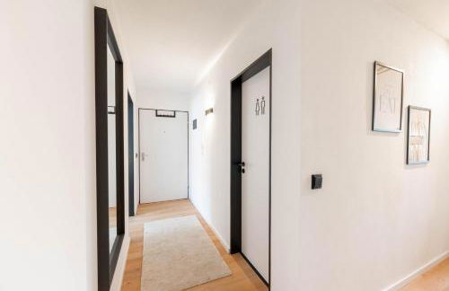 Malu Rooms - im Zentrum, Kostenloser Parkplatz, Klima, Balkon, Netflix, 24h Checkin - Photo 19