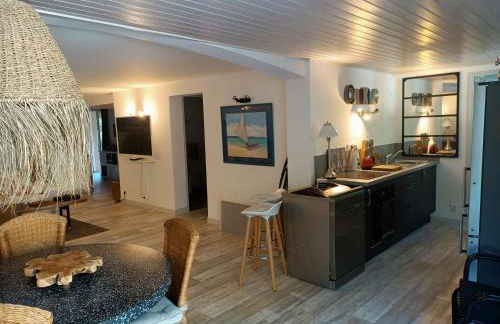 Pomme de Pin et Mimosa - Foto 21