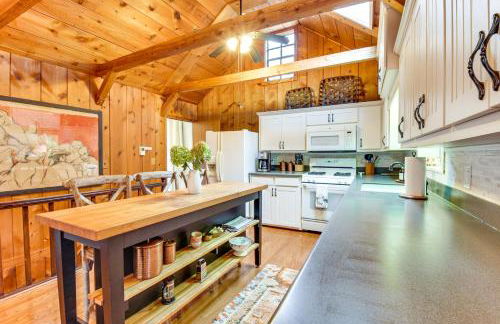 1 Mi to Beach Lake Rabun Home with Carriage House - Foto 9