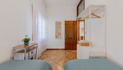 Gate3-MarcoPoloAirport-3 camere da letto-Wifi-Netflix-15' from Venice - Photo 5