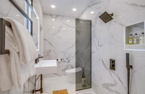 Ultimate Getaway: Spa Game Rooms Firepit Views - Foto 35