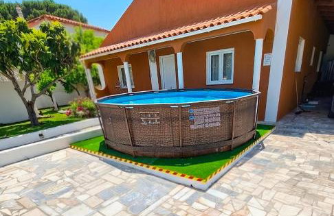 Family-Friendly Villa with Private Pool & Rooftop Oasis - Foto 4