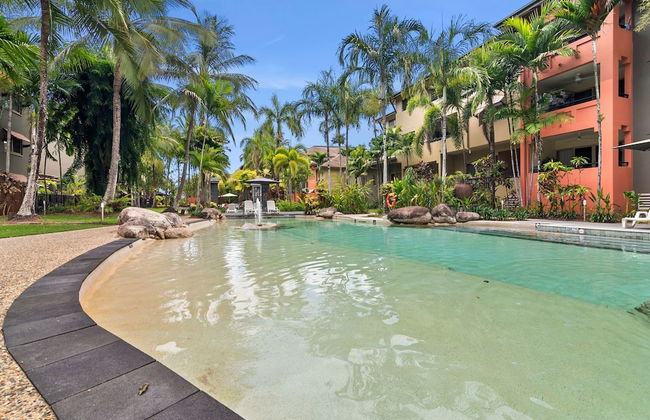 Lux Cairns - 9 Pools BBQ and Gym - Foto 16